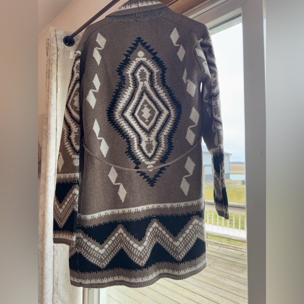 Tribal Patterned Cardigan - Picture 3 of 3